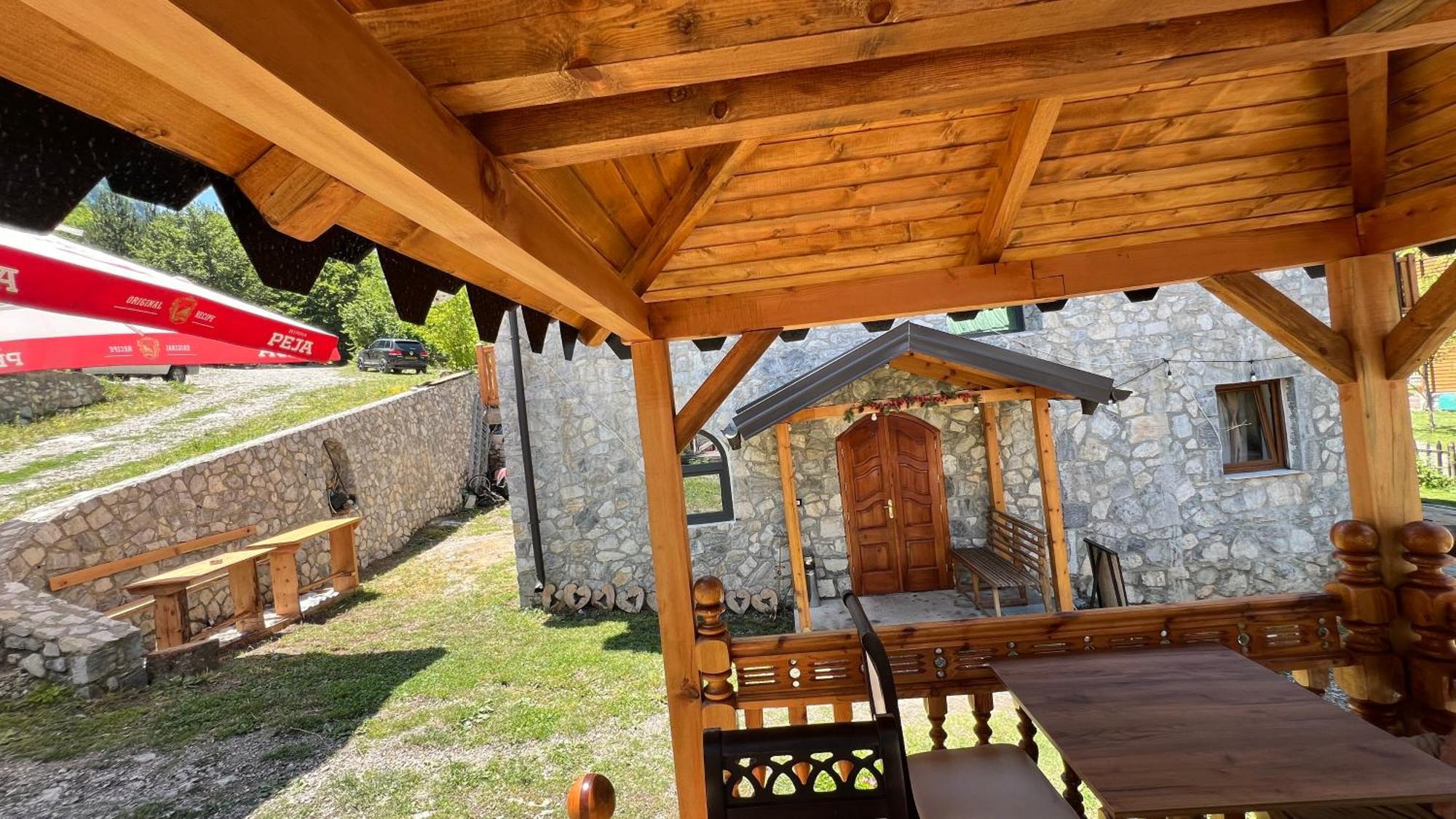 Stonehouse Villa Valbona Esterno foto