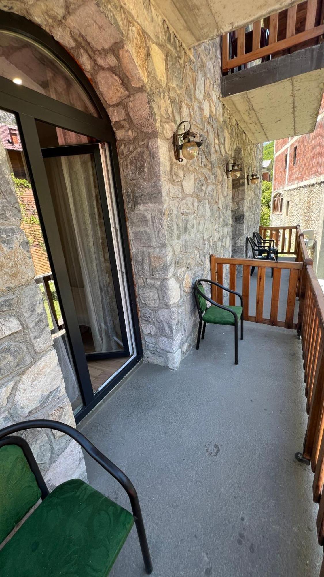 Stonehouse Villa Valbona Esterno foto